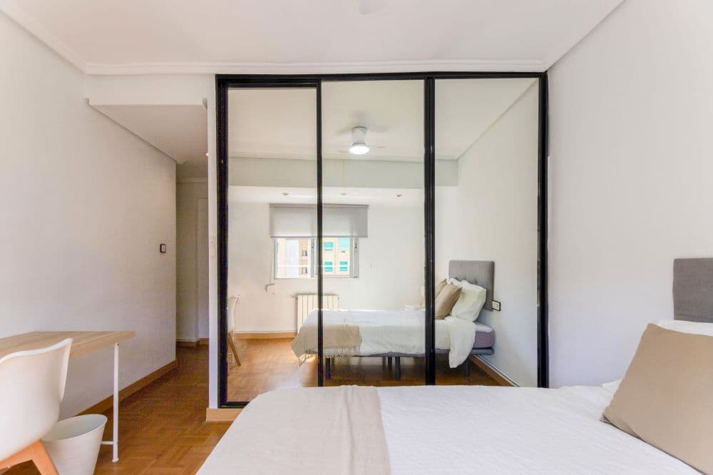 Private room in Valencia photo 4