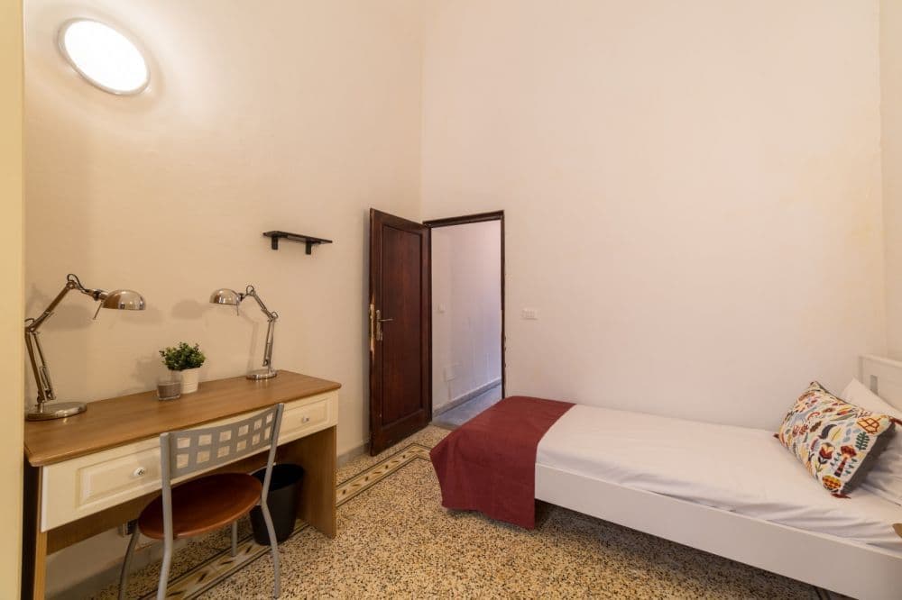 Private room in Florence photo 2
