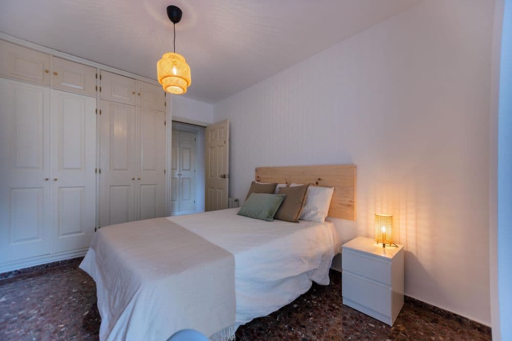 Private room in Valencia photo 2