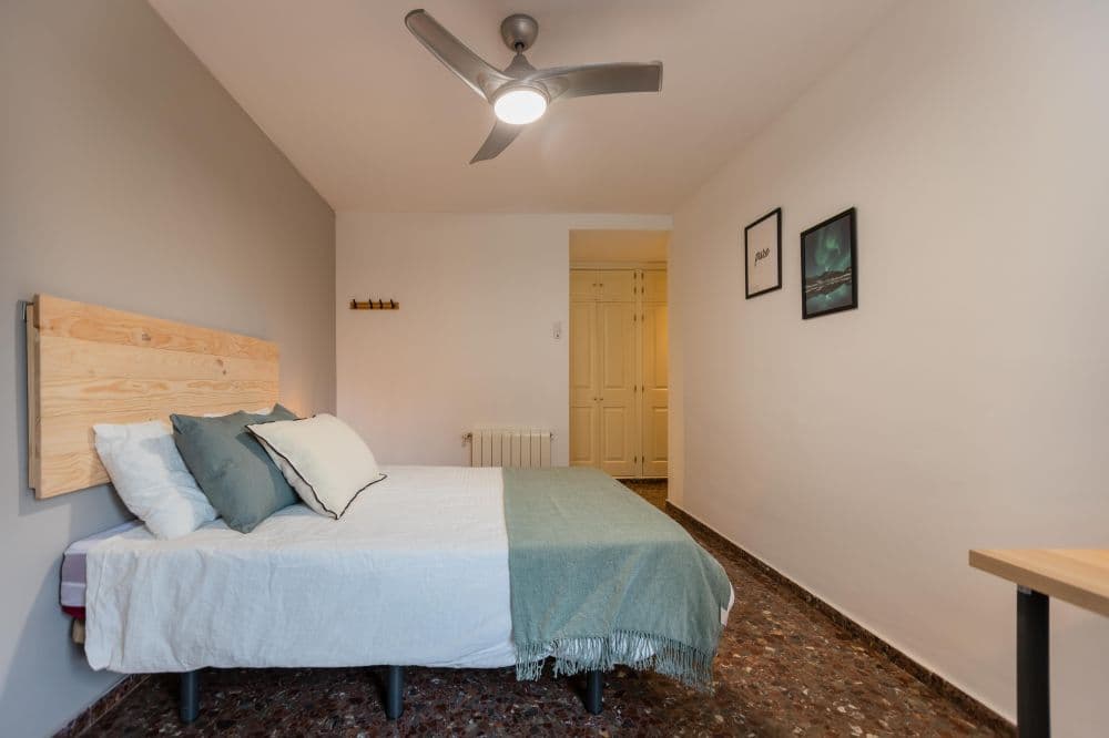 Private room in Valencia photo 2