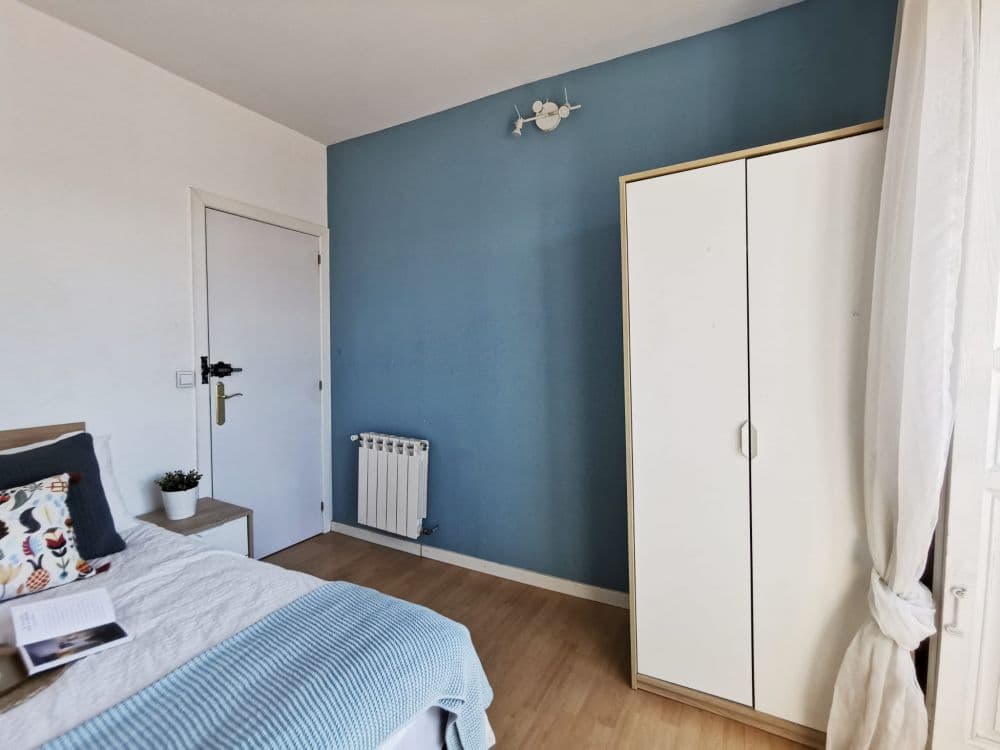 Private room in Madrid photo 2