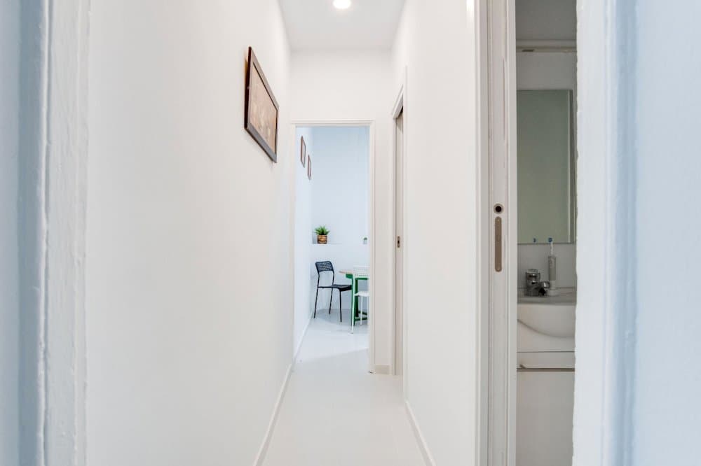 Private room in Madrid photo 5