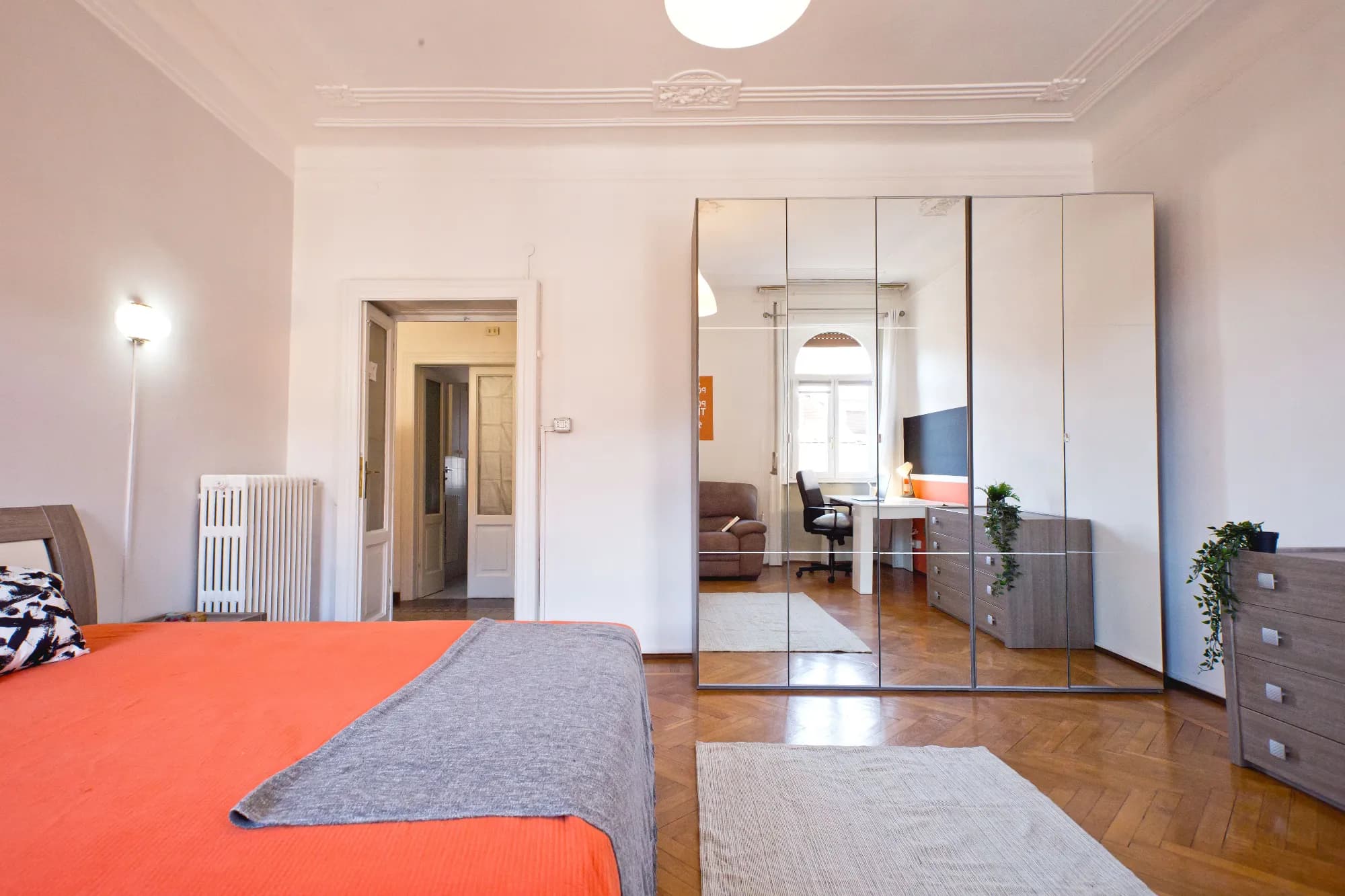 Private room in Lecco photo 4