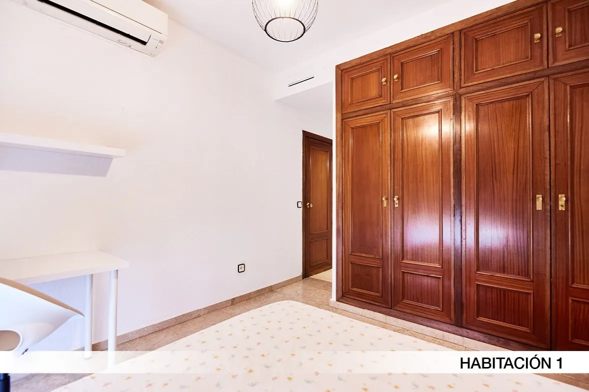 Habitación privada en Seville photo 2