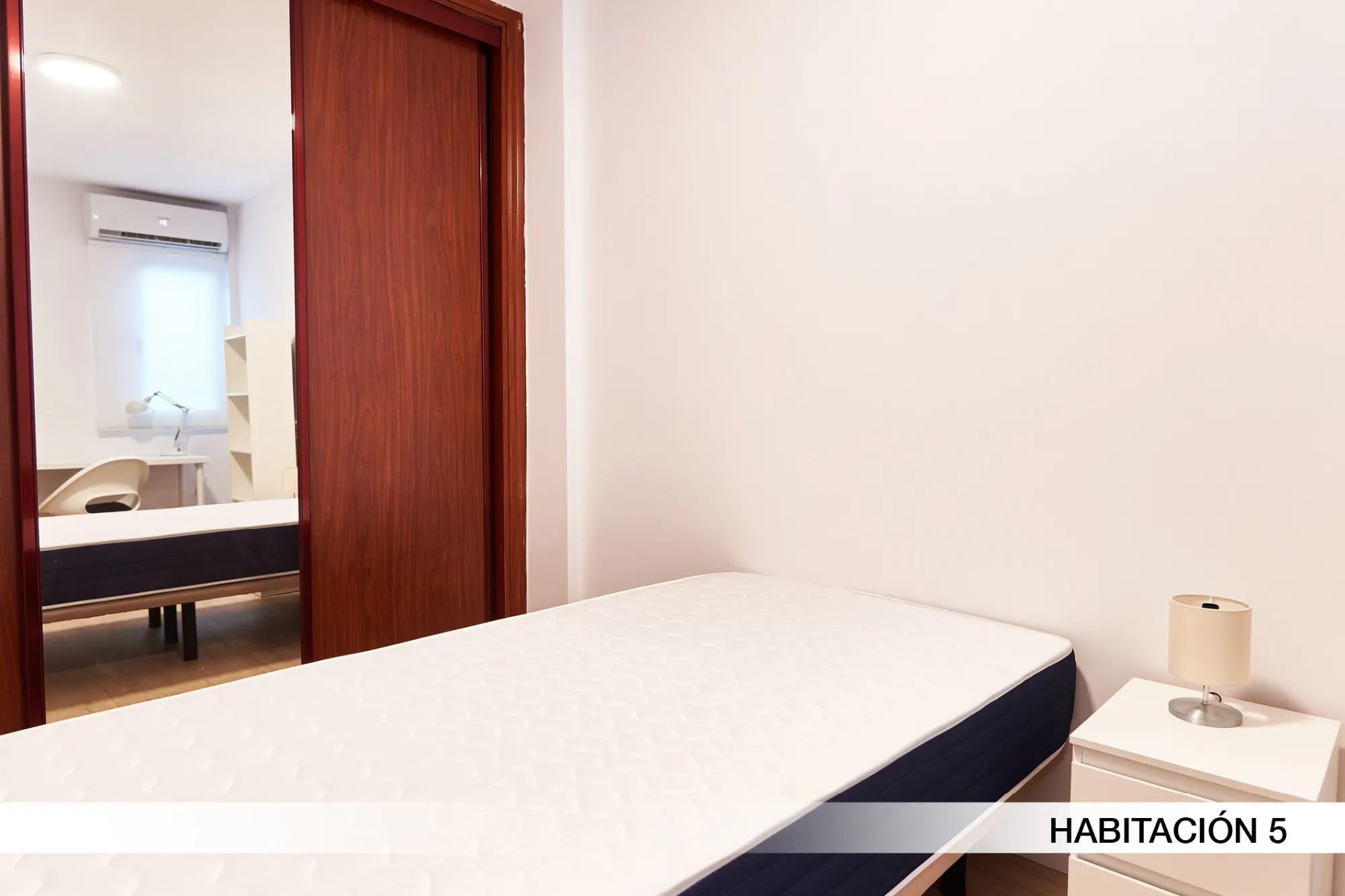 Habitación privada en Seville photo 3
