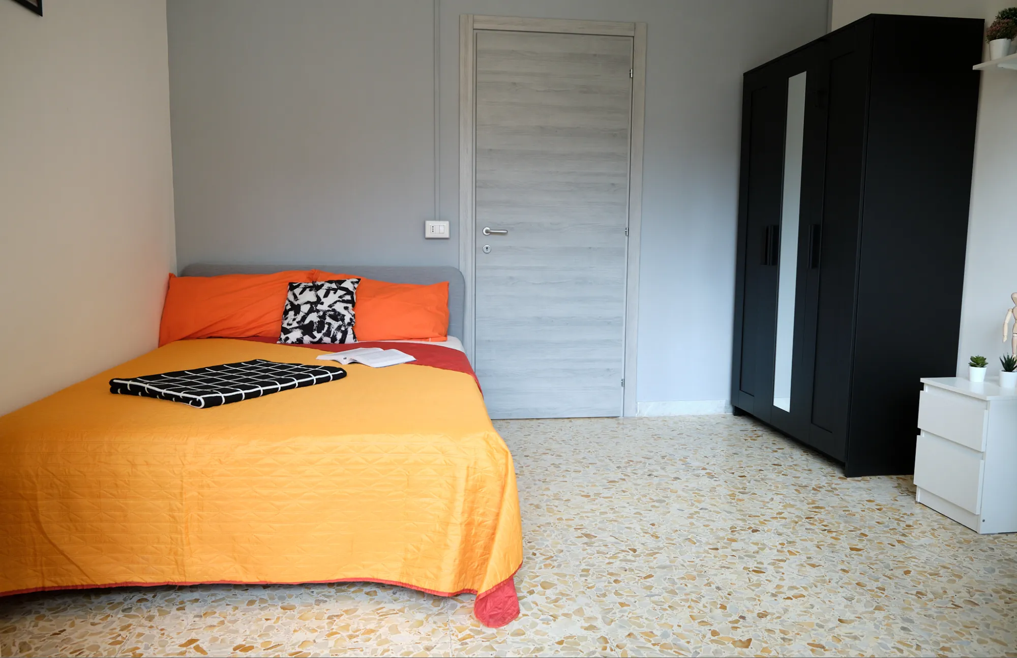 Private room in Naples photo 3